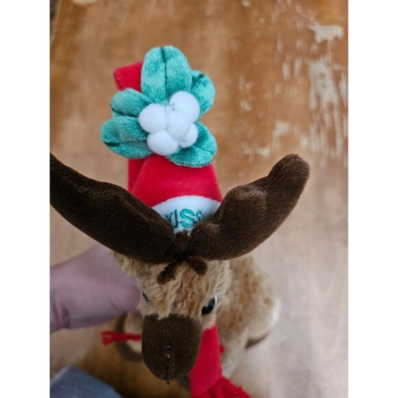 Christmas plush Reindeer "Merry Kissmas" hat - Picture 4 of 5